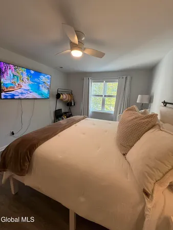 $2,500 | 324 Ballston Avenue, Unit A5, Saratoga Springs, NY 12866