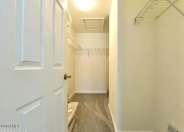 $2,500 | 324 Ballston Avenue, Unit A5, Saratoga Springs, NY 12866