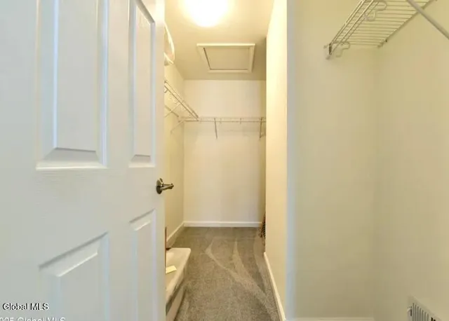 $2,500 | 324 Ballston Avenue, Unit A5, Saratoga Springs, NY 12866