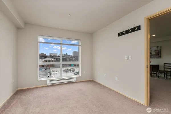 $269,995 | 2818 Grand Avenue, Unit B401, Everett, WA 98201