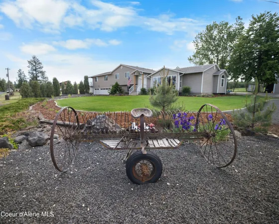 $895,500 | 10916 East Rinear Road, Valleyford, WA 99036
