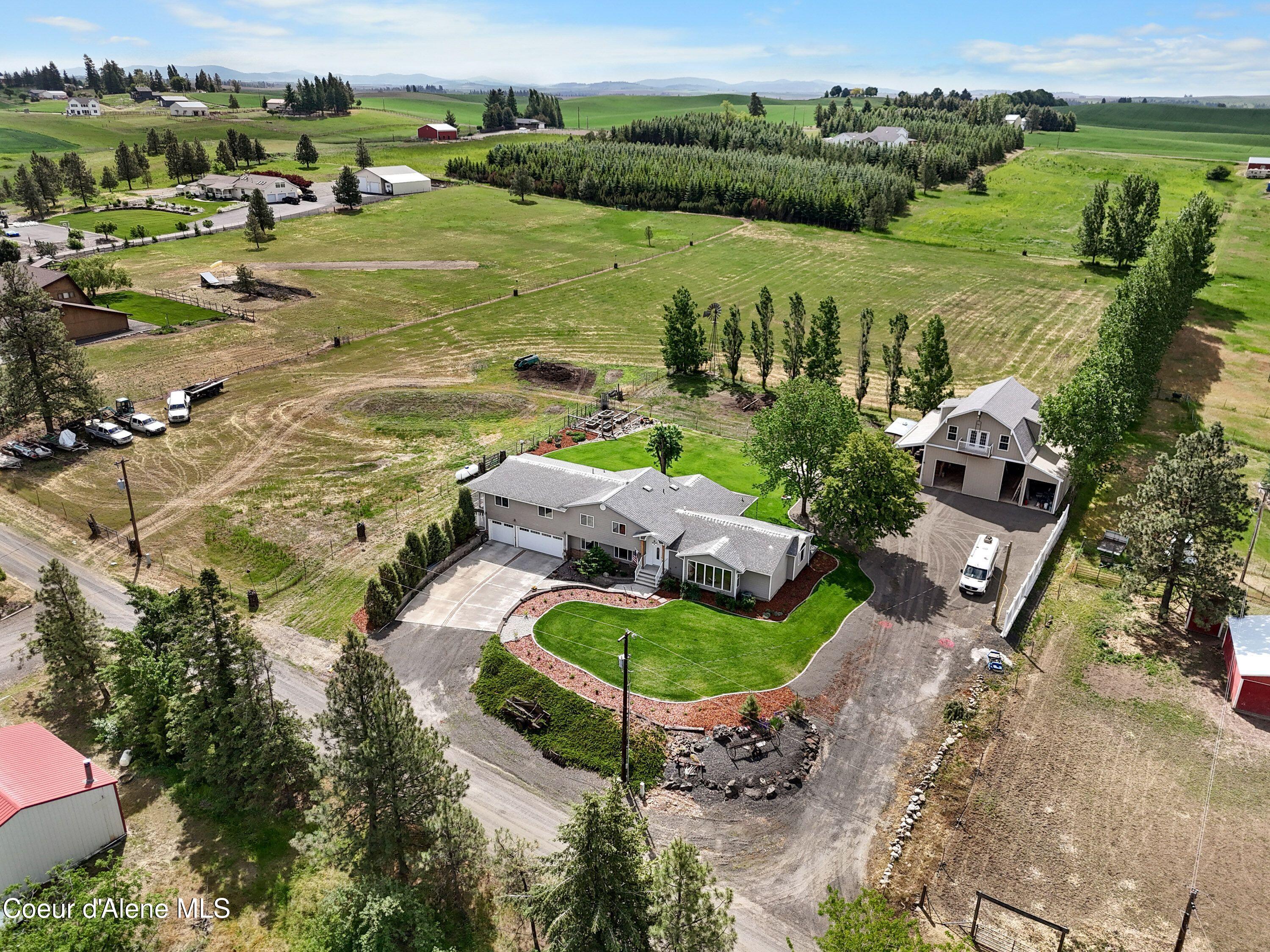 10916 East Rinear Road Valleyford, WA 99036 - Photo 4 of 72 4