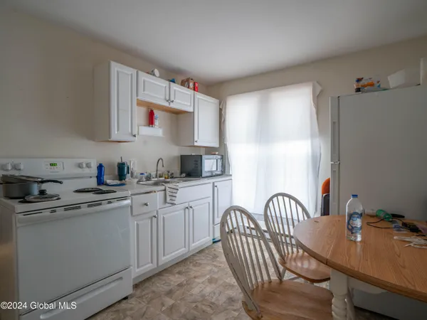 $499,800 | 261 New Scotland Avenue, Albany, NY 12208