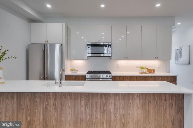 $765,000 | 729 Princeton Place Northwest, Unit 1, Washington, DC 20010