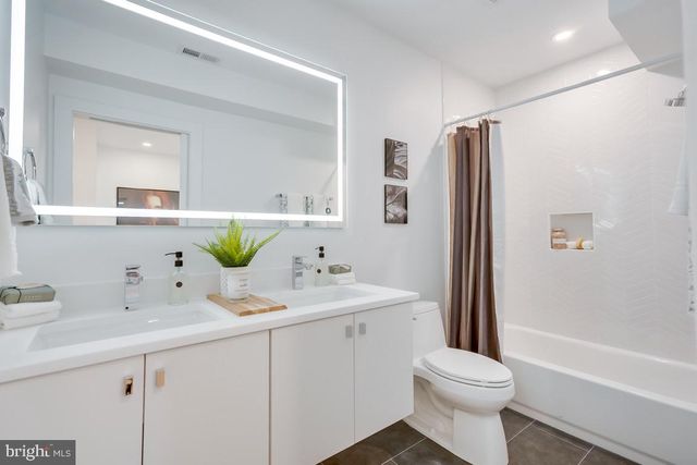 $765,000 | 729 Princeton Place Northwest, Unit 1, Washington, DC 20010