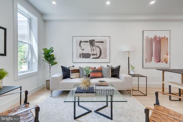 $765,000 | 729 Princeton Place Northwest, Unit 1, Washington, DC 20010