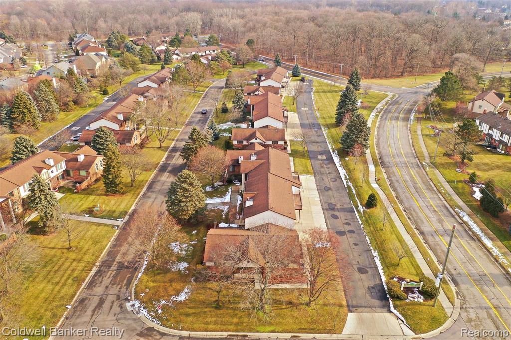2298 London Bridge Drive, Unit 54 Rochester Hills, MI 48307 - Photo 6 of 37