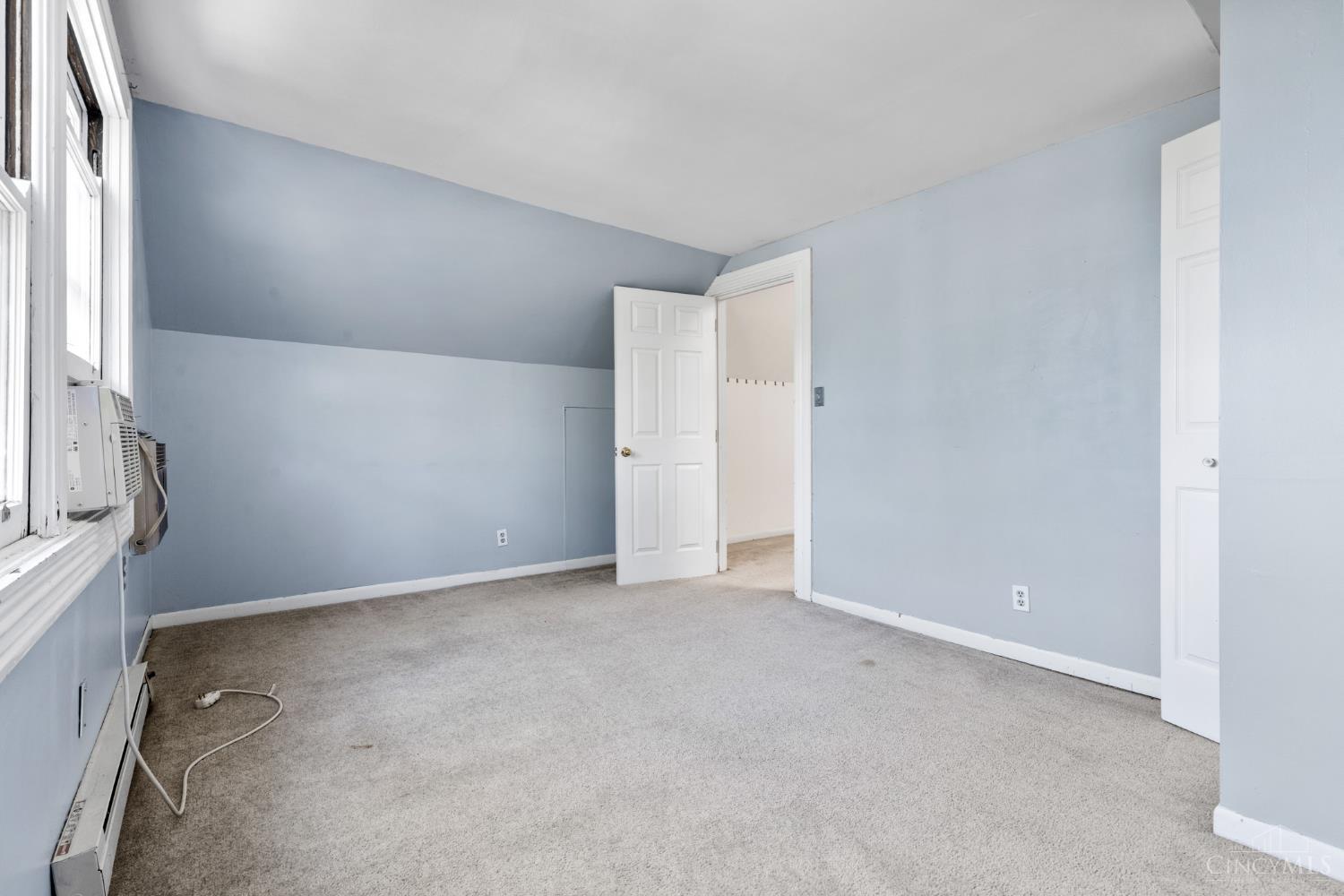 1 Moyer Place Cincinnati, OH 45226 - Photo 28 of 35