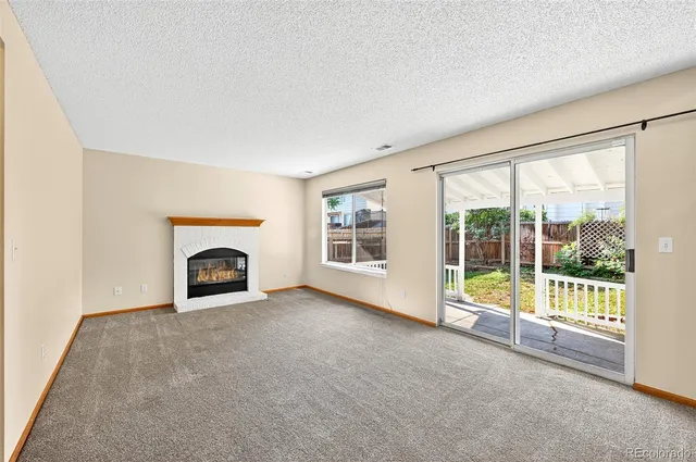 a view of empty room with front door