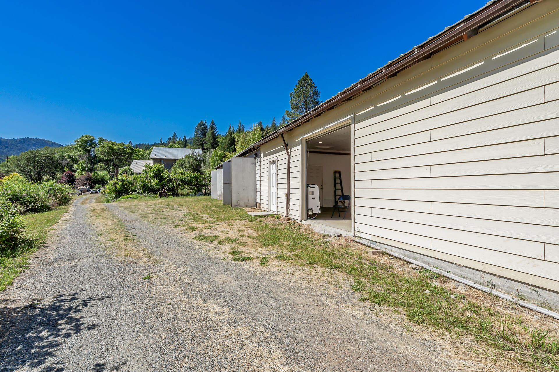 351 B-Bar-K Road Douglas City, CA 96024 - Photo 25 of 77 351BBarKRanchRoad-24