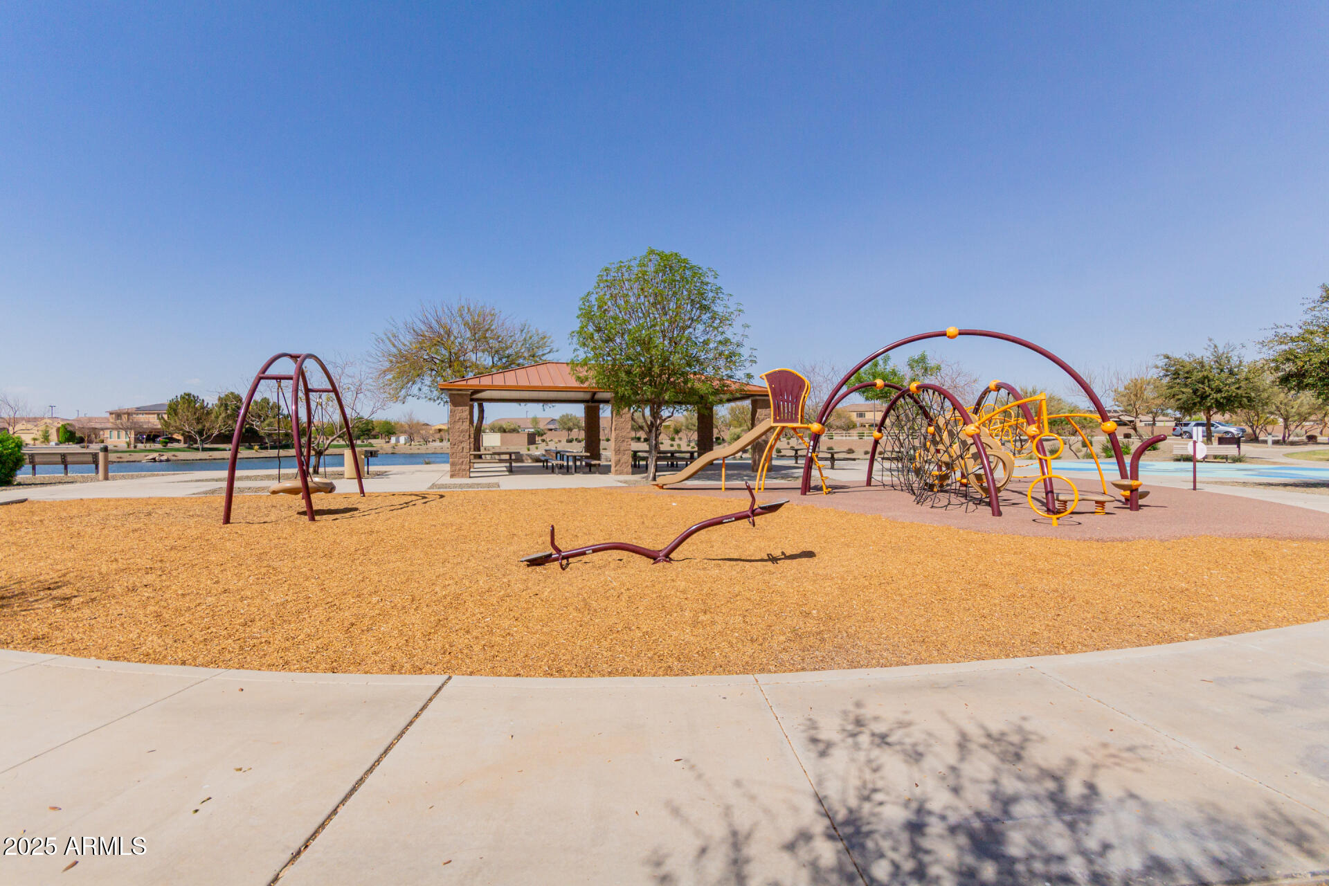 3816 East Rakestraw Lane Gilbert, AZ 85298 - Photo 51 of 67 52 Rakestraw