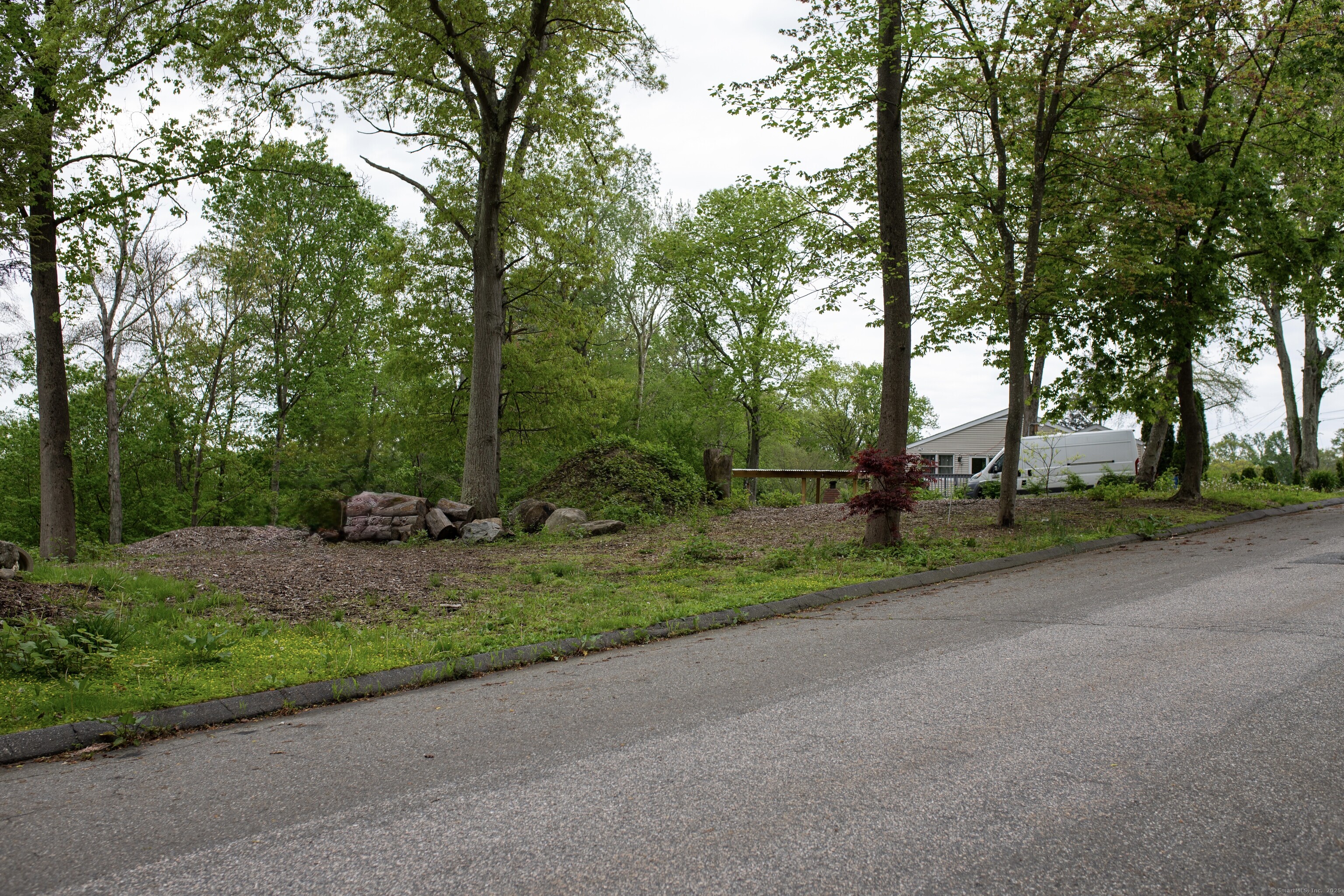 Lot 31 Valley View Road Trumbull, CT 06611 - Photo 2 of 7 a view of a park