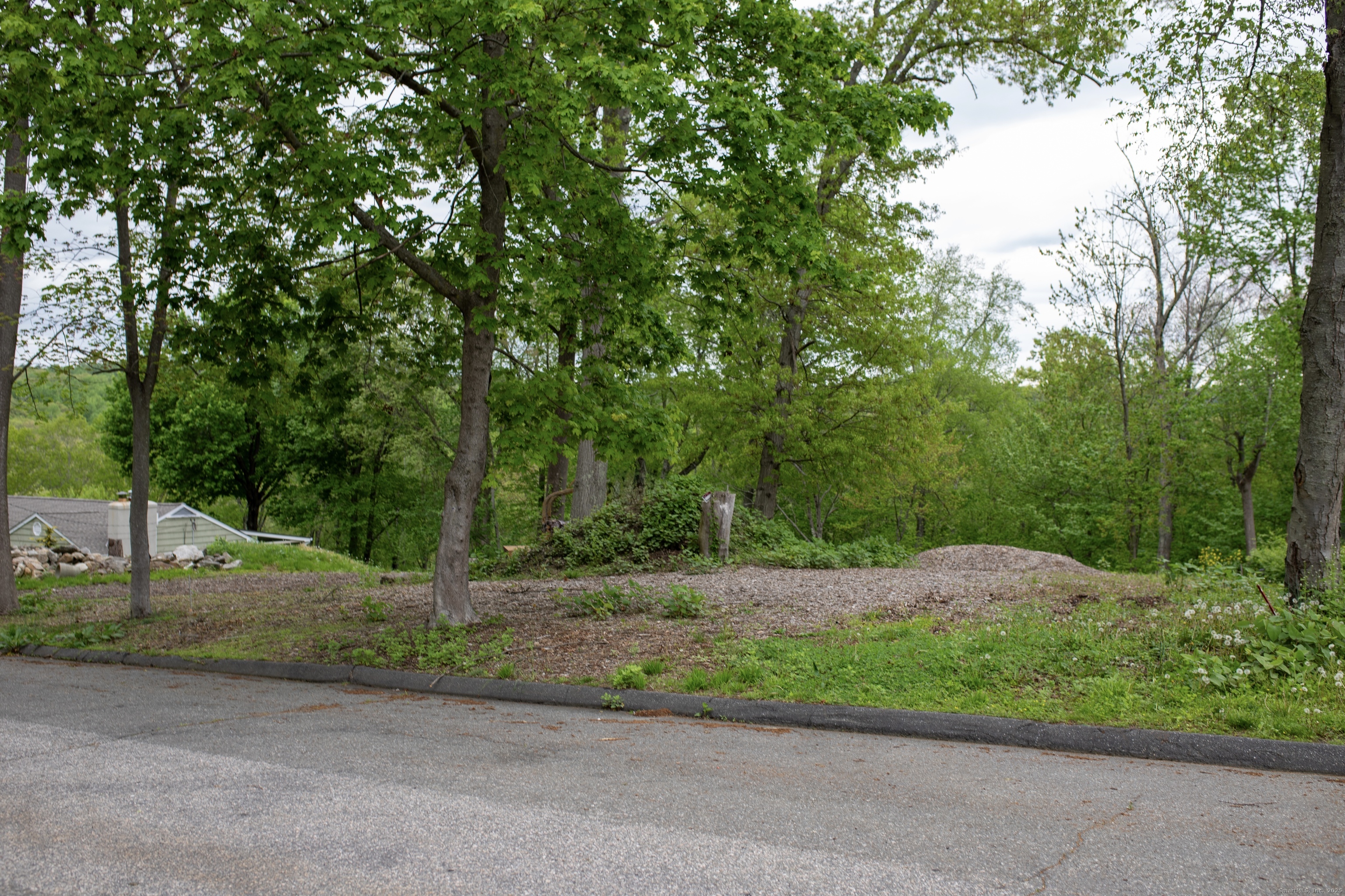 Lot 31 Valley View Road Trumbull, CT 06611 - Photo 5 of 7 a view of backyard with green space