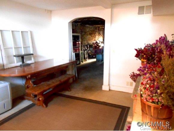 17 Delano Road Asheville, NC 28805 - Photo 17 of 24 Gallery Image 17
