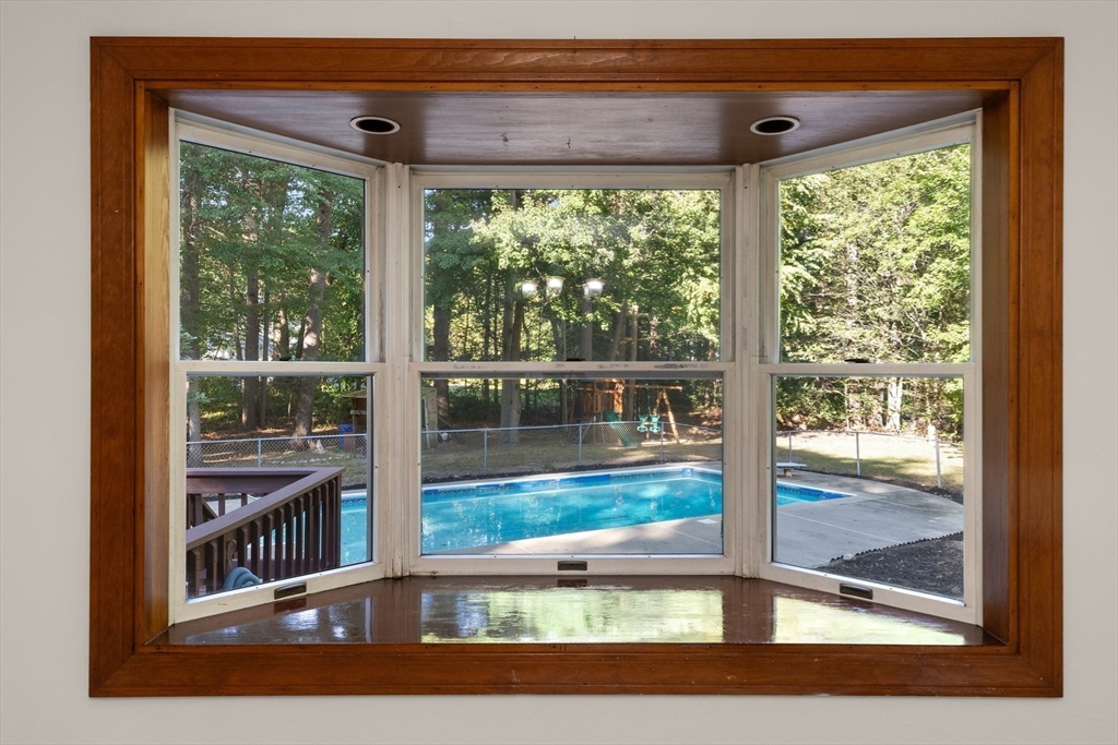 54 Baker Road Salisbury, MA 01952 - Photo 12 of 39