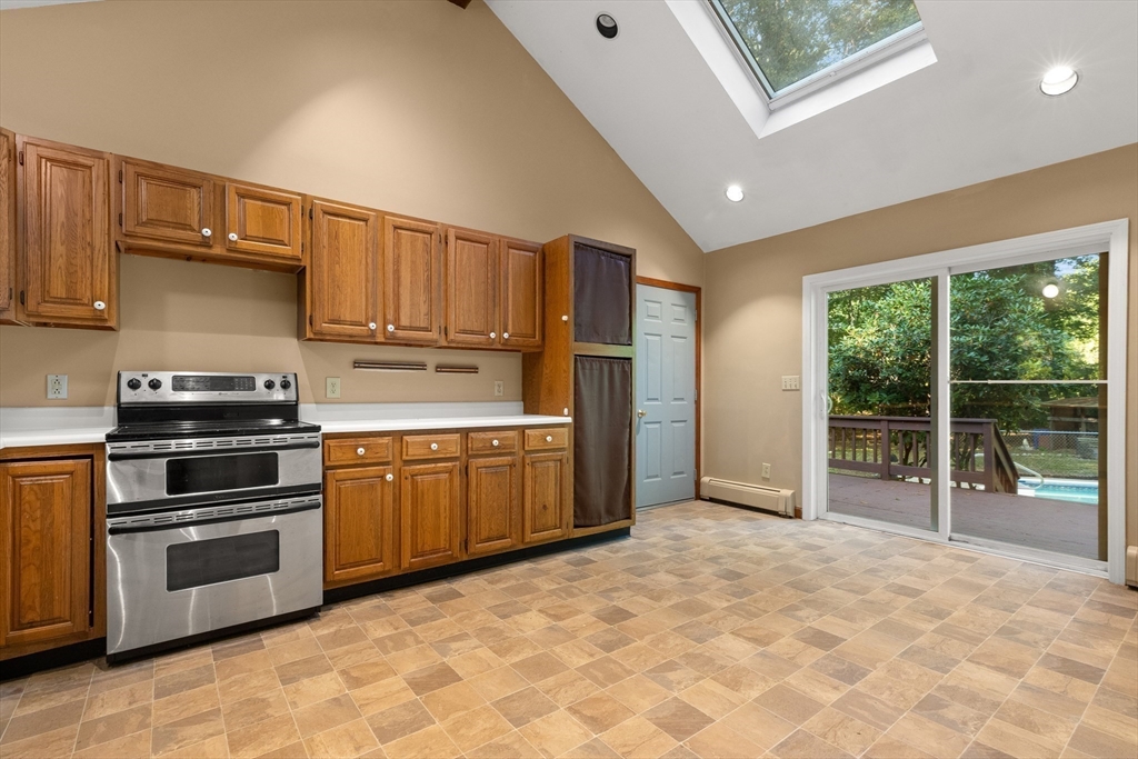 54 Baker Road Salisbury, MA 01952 - Photo 9 of 39