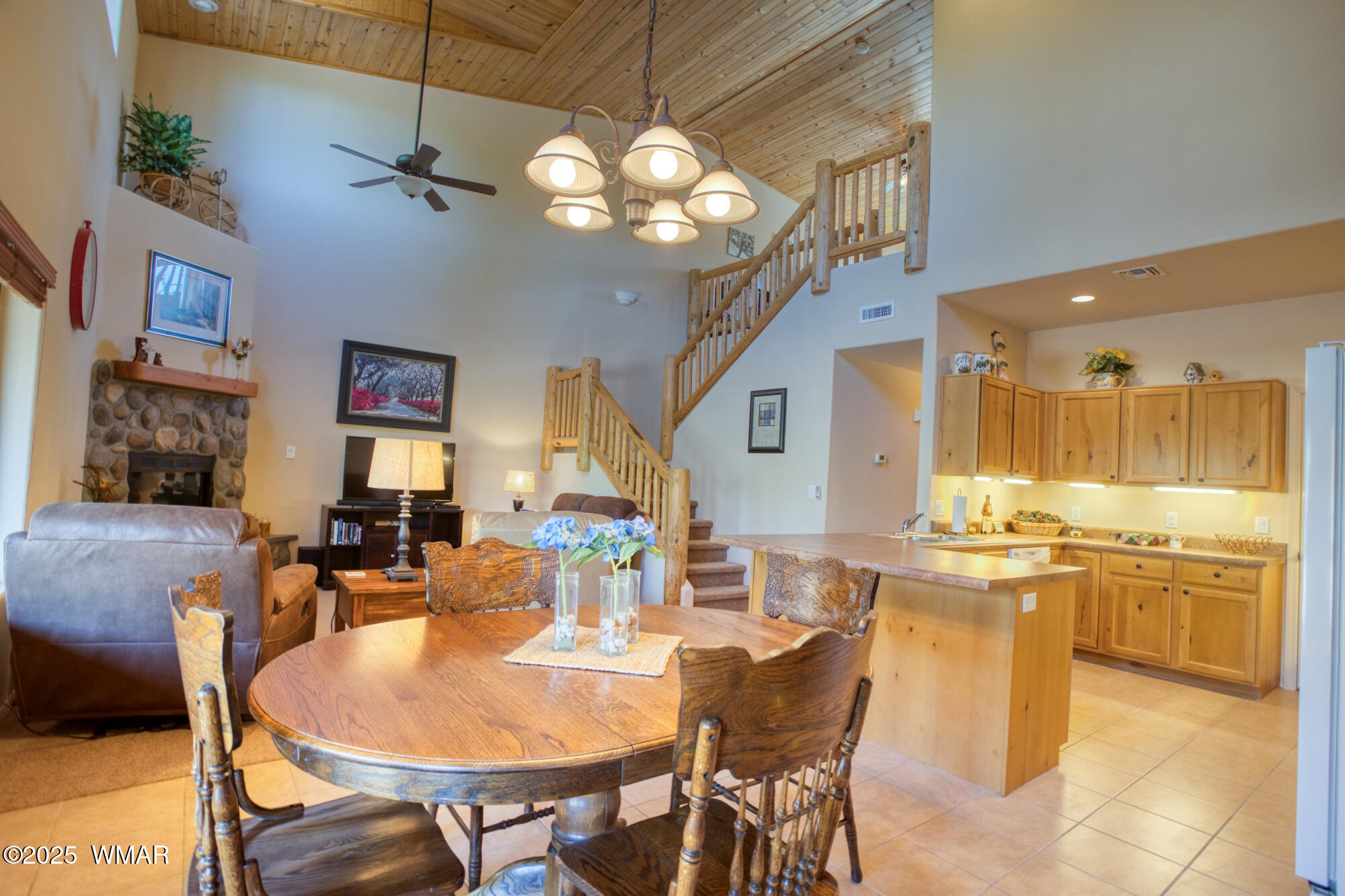 6214 West Starlight Ridge Parkway Lakeside, AZ 85929 - Photo 7 of 28 ...that's open and airy and allows interplay with family and/or guests!!