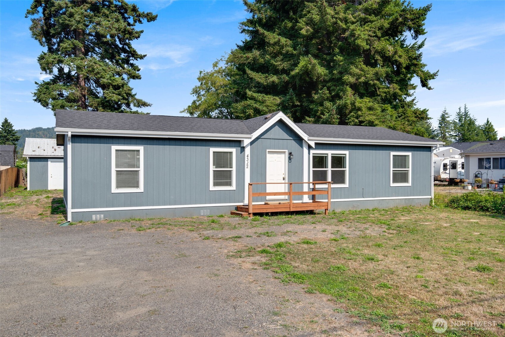 4322 Ocean Beach Highway Longview, WA 98632 - Photo 3 of 40 a view of a house with a yard