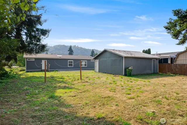 a house view with a outdoor space