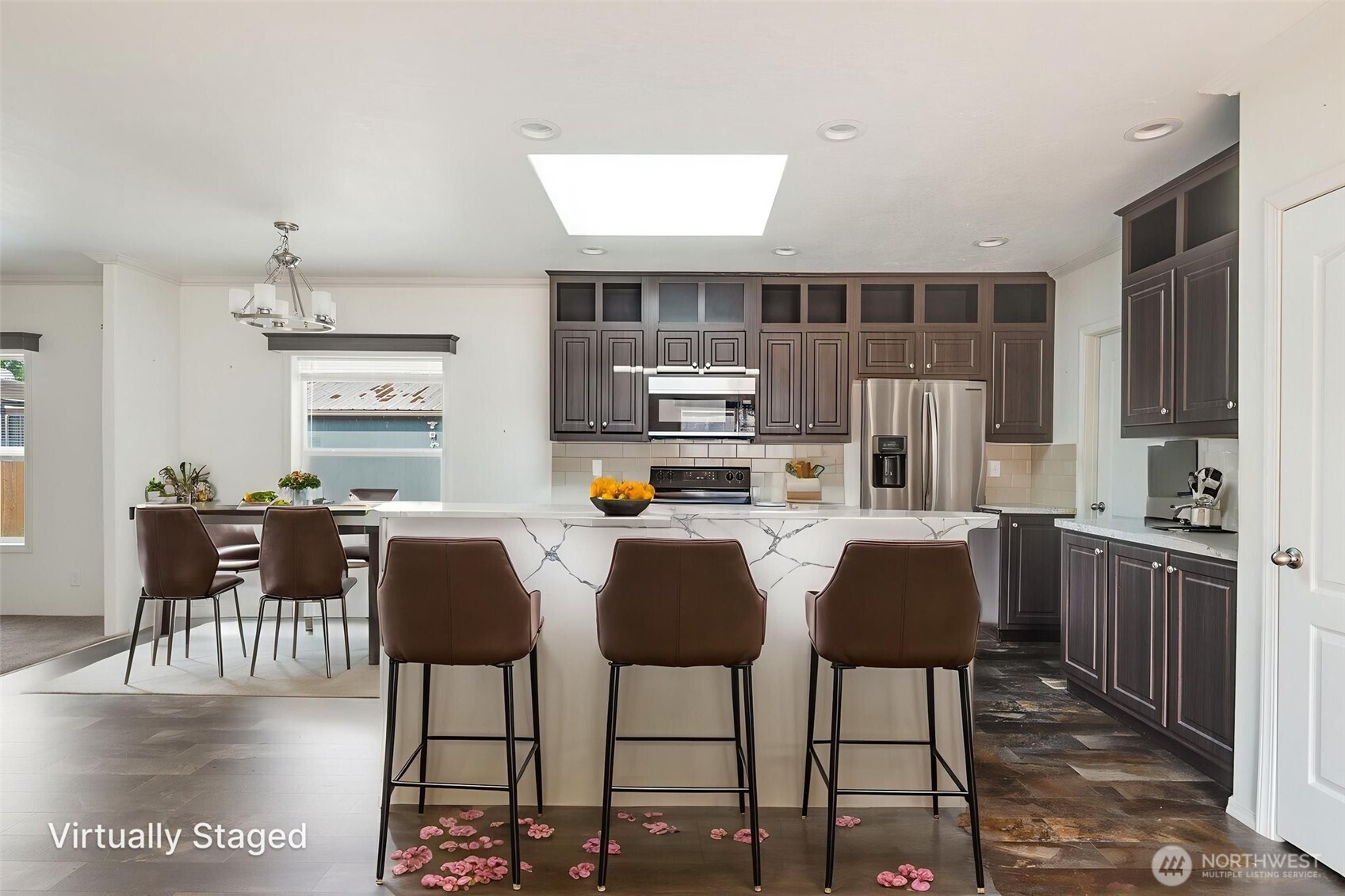 4322 Ocean Beach Highway Longview, WA 98632 - Photo 10 of 40 a view of kitchen with dining area