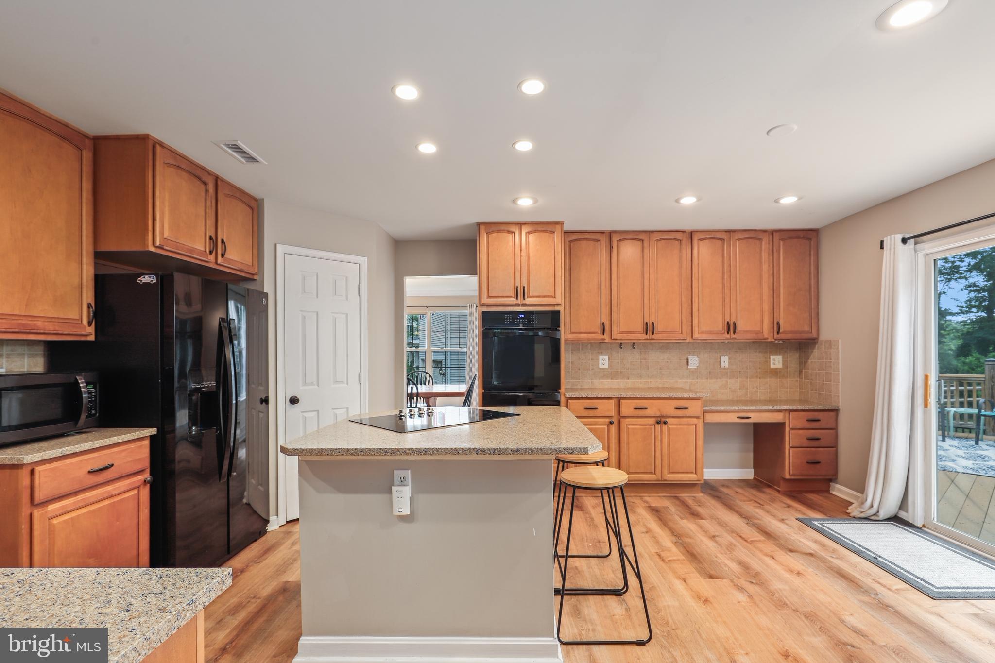 20346 Flushing Meadows Court Ashburn, VA 20147 - Photo 12 of 43