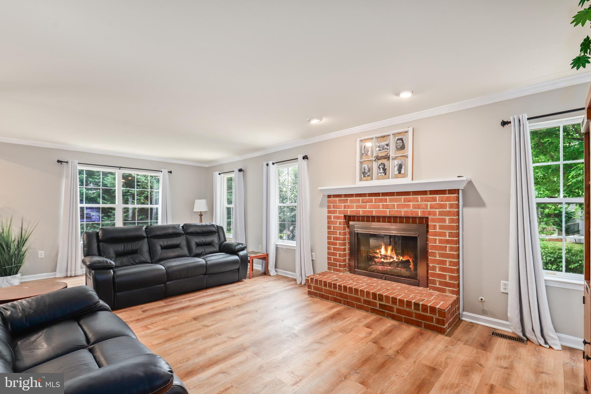 20346 Flushing Meadows Court Ashburn, VA 20147 - Photo 16 of 43