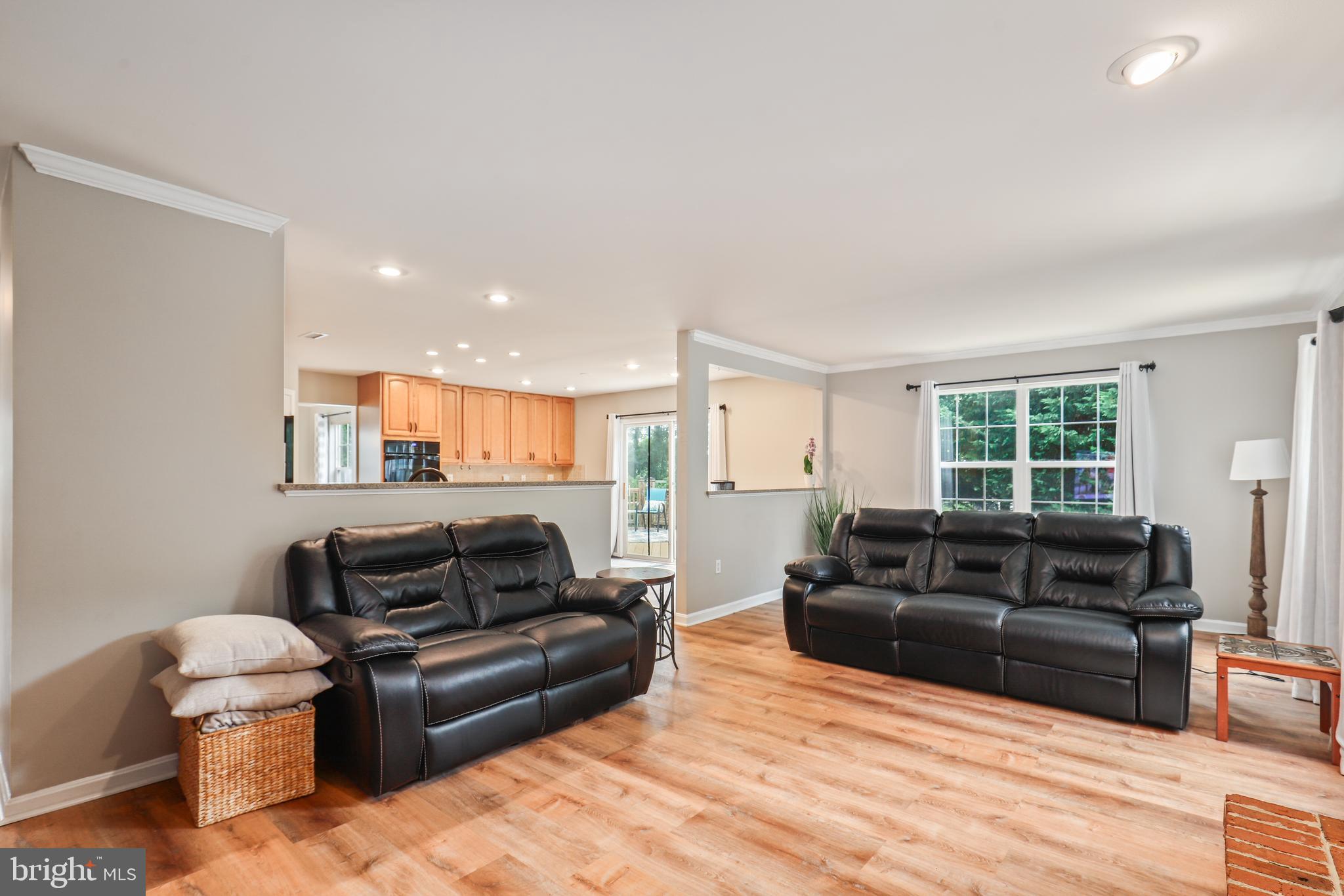 20346 Flushing Meadows Court Ashburn, VA 20147 - Photo 17 of 43