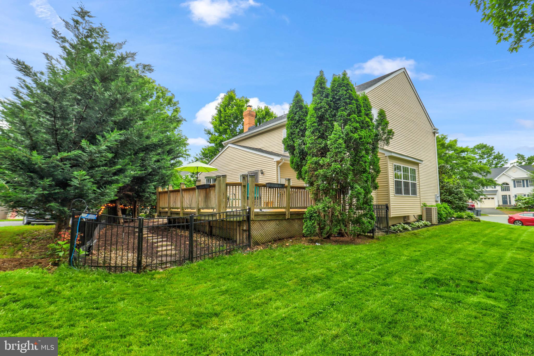 20346 Flushing Meadows Court Ashburn, VA 20147 - Photo 37 of 43