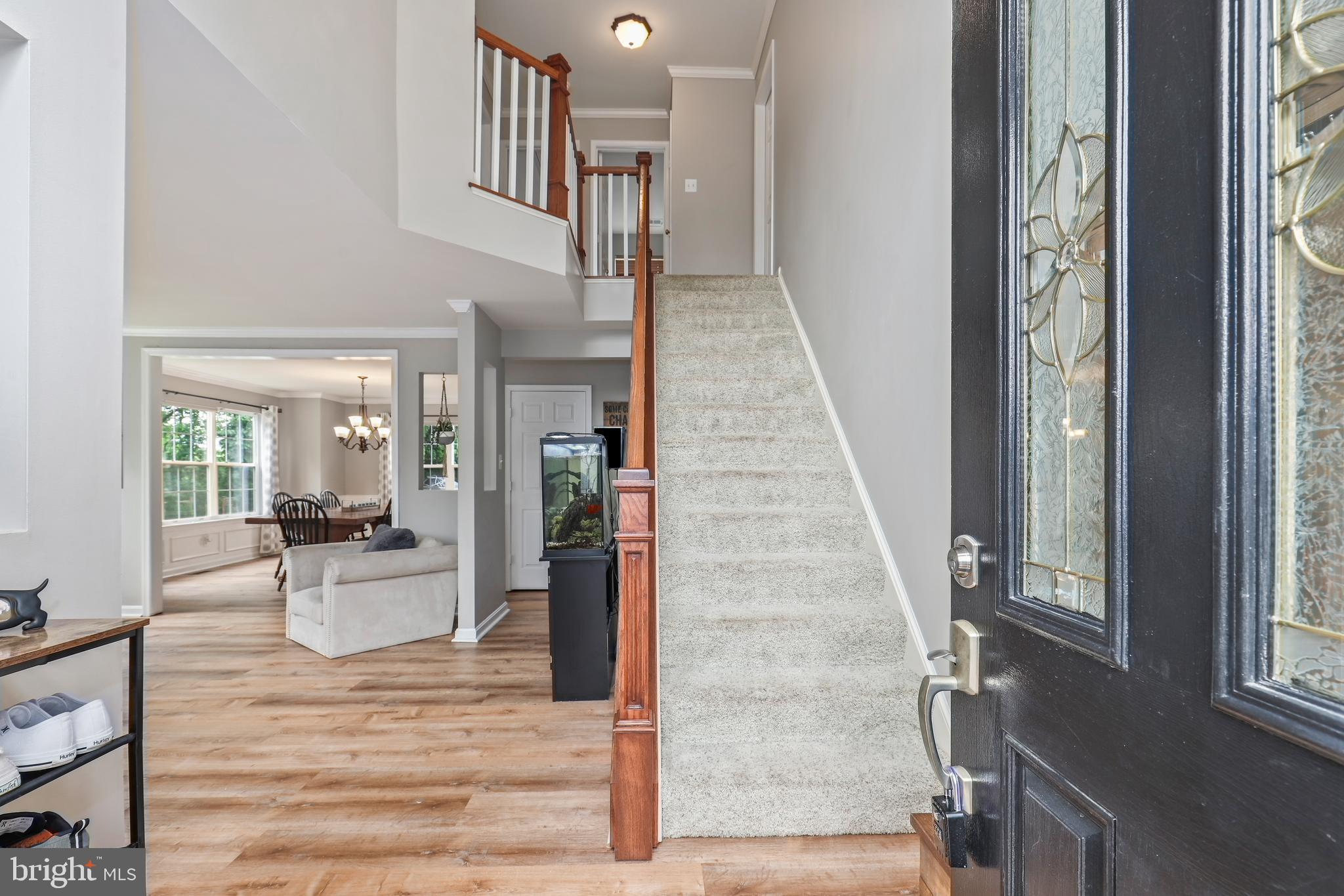 20346 Flushing Meadows Court Ashburn, VA 20147 - Photo 6 of 43