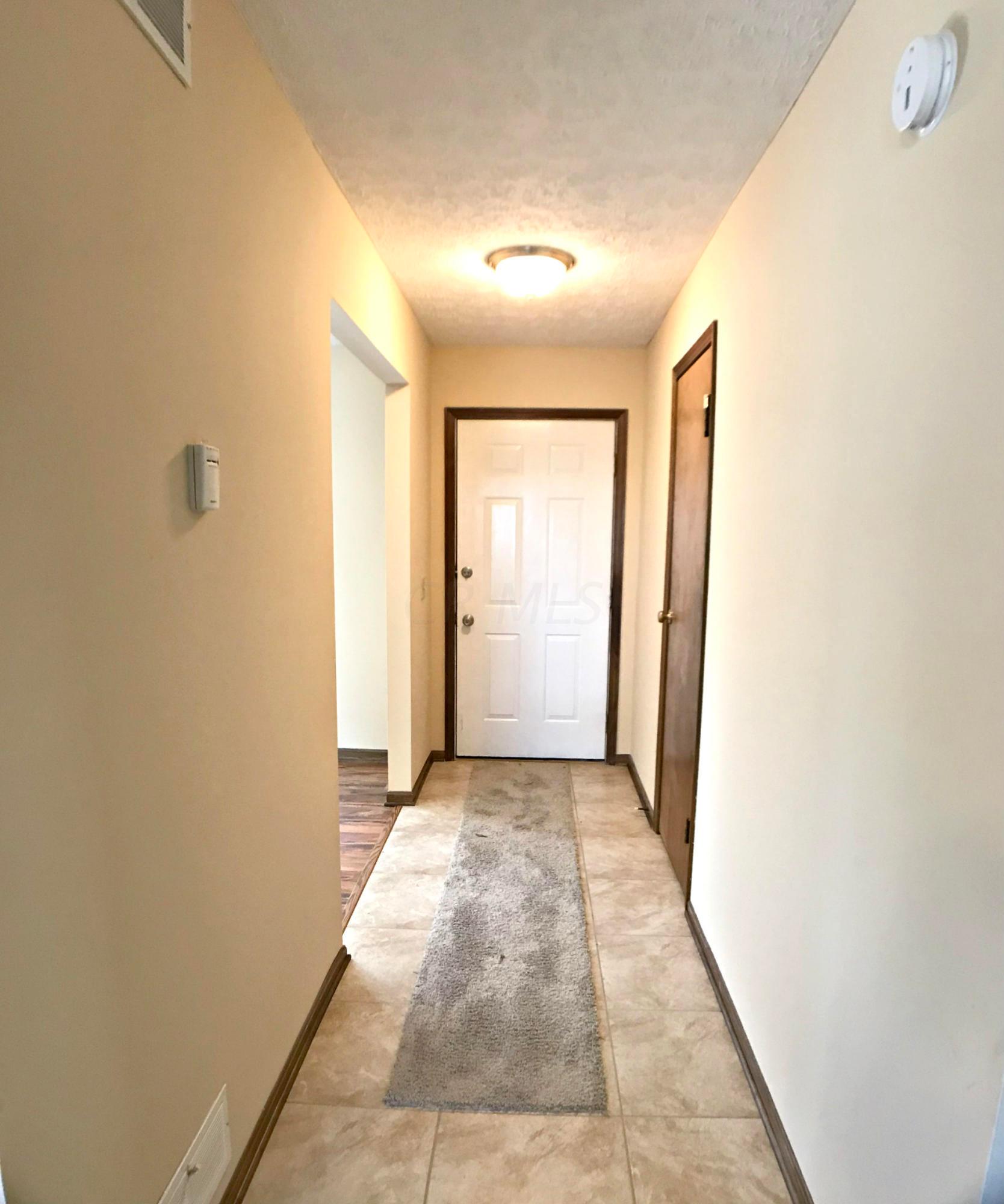 2035 Whipple Road Delaware, OH 43015 - Photo 5 of 38