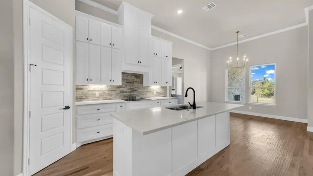 $629,000 | 121 Dubois Road, Poolville, TX 76487