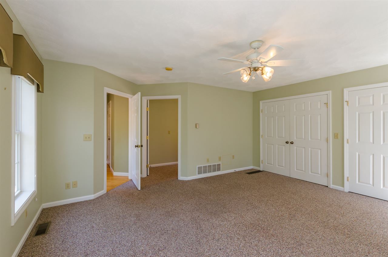 261 Pine Hill Road Hollis, NH 03049 - Photo 14 of 40