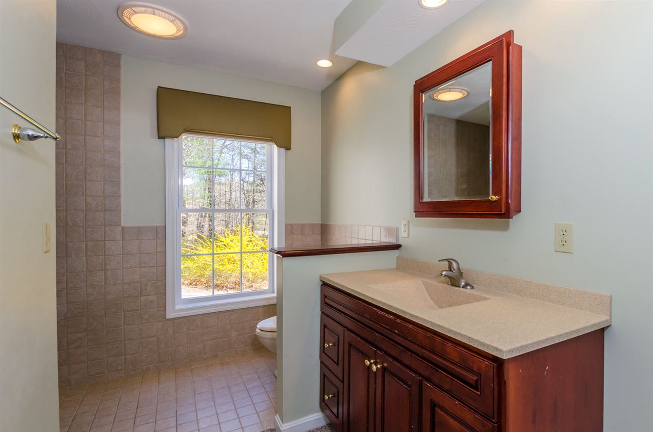 261 Pine Hill Road Hollis, NH 03049 - Photo 15 of 40