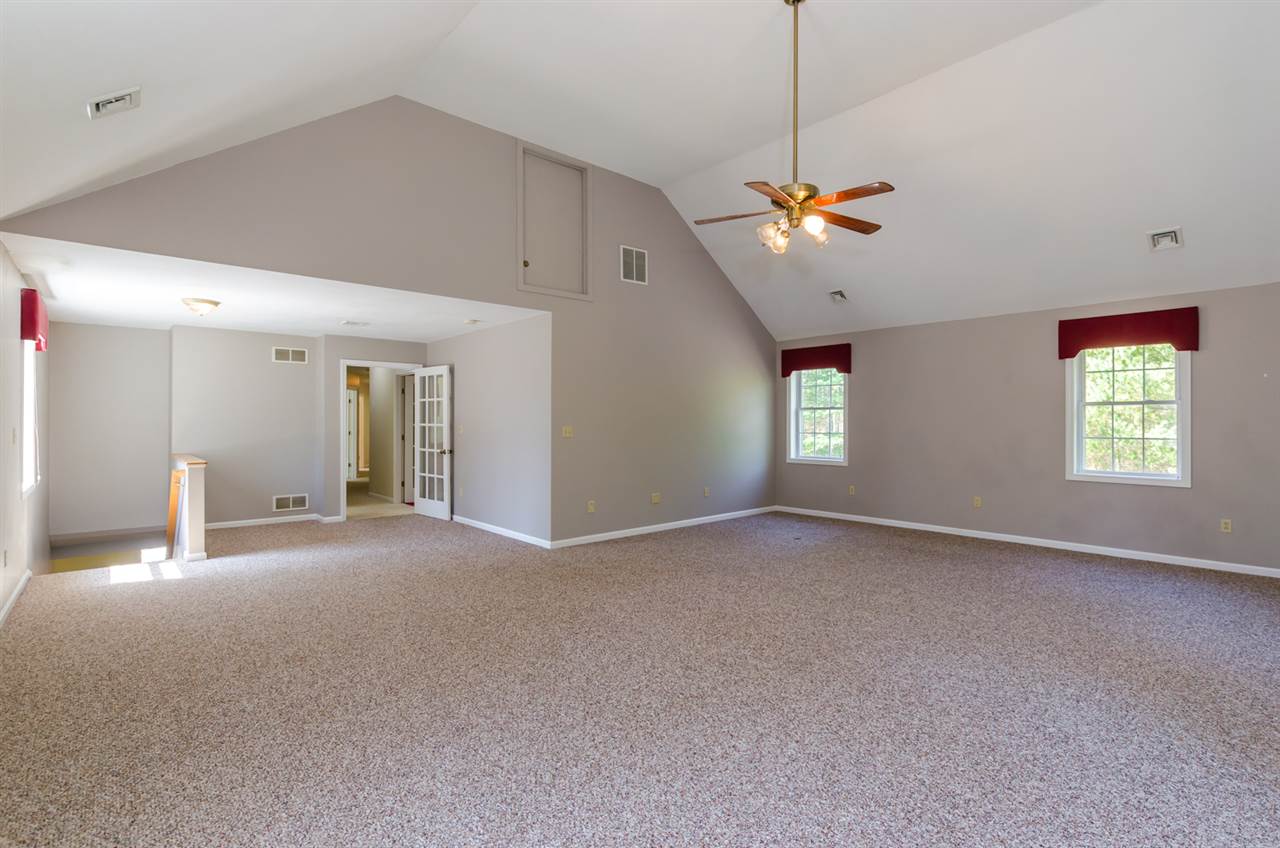 261 Pine Hill Road Hollis, NH 03049 - Photo 25 of 40
