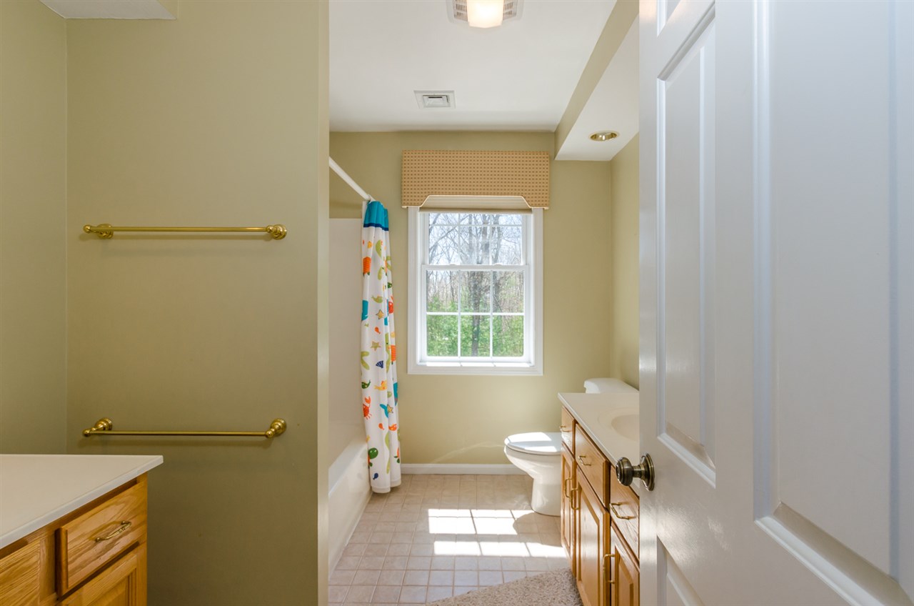 261 Pine Hill Road Hollis, NH 03049 - Photo 27 of 40