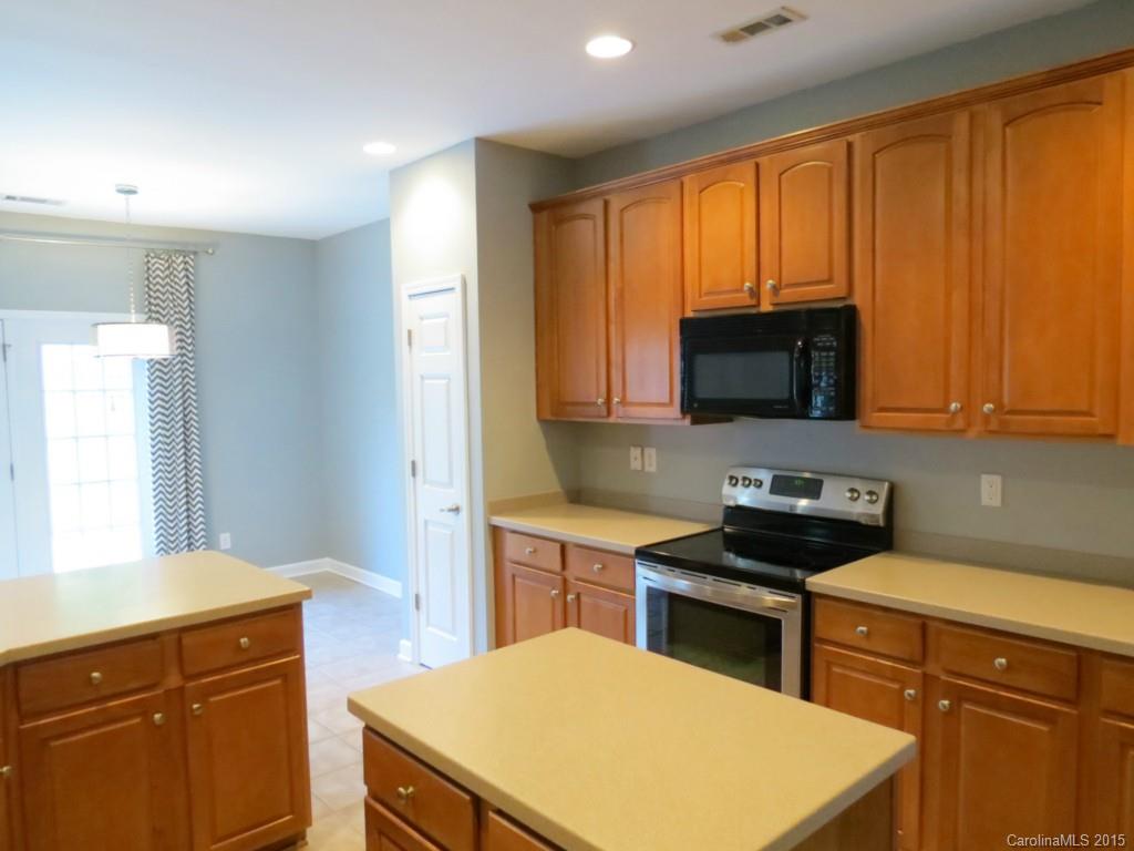 413 Buttermere Road, Unit 34 Fort Mill, SC 29715 - Photo 3 of 16 Gallery Image 3