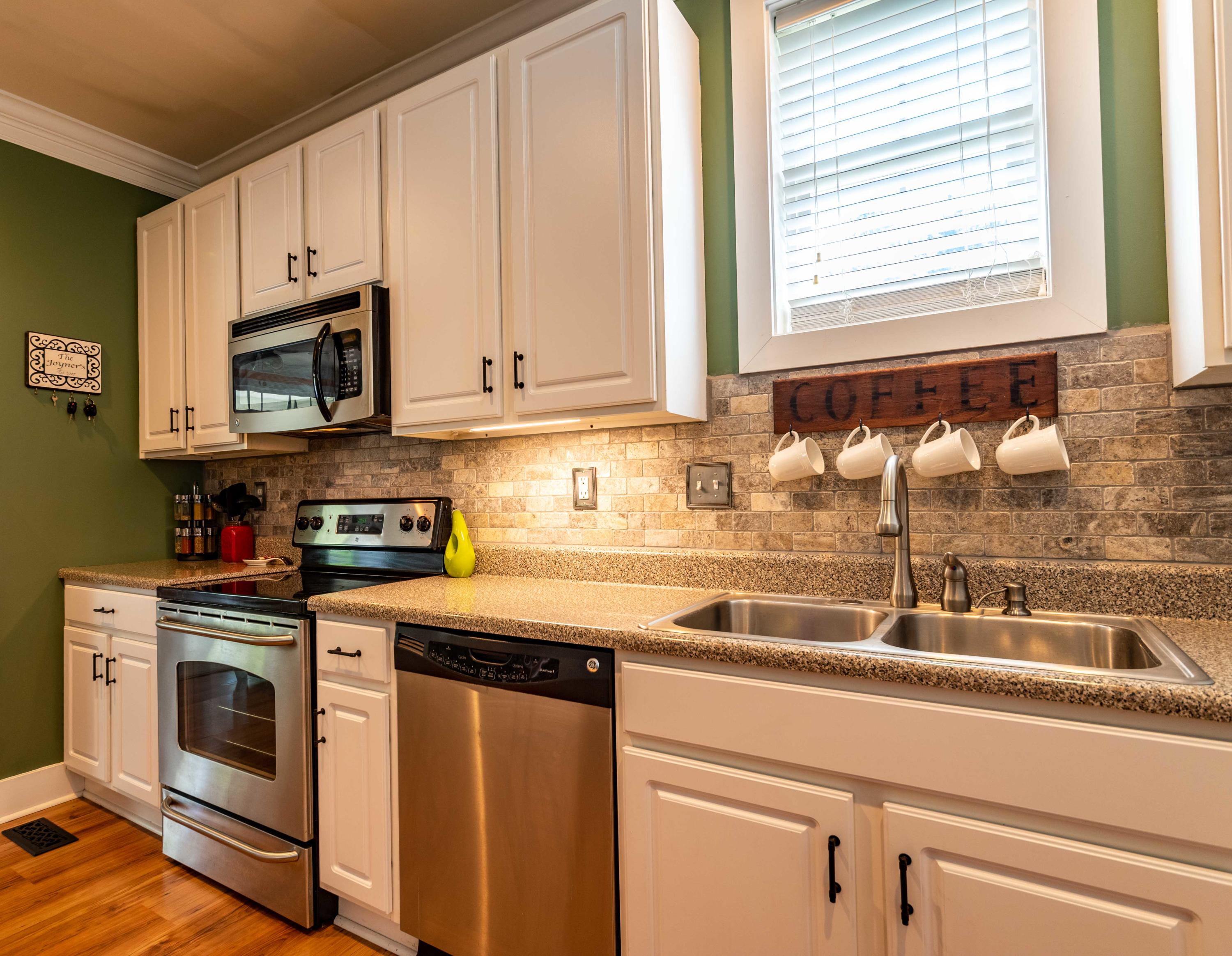 237 Otis Road Walterboro, SC 29488 - Photo 10 of 34 DSC_2430-HDR