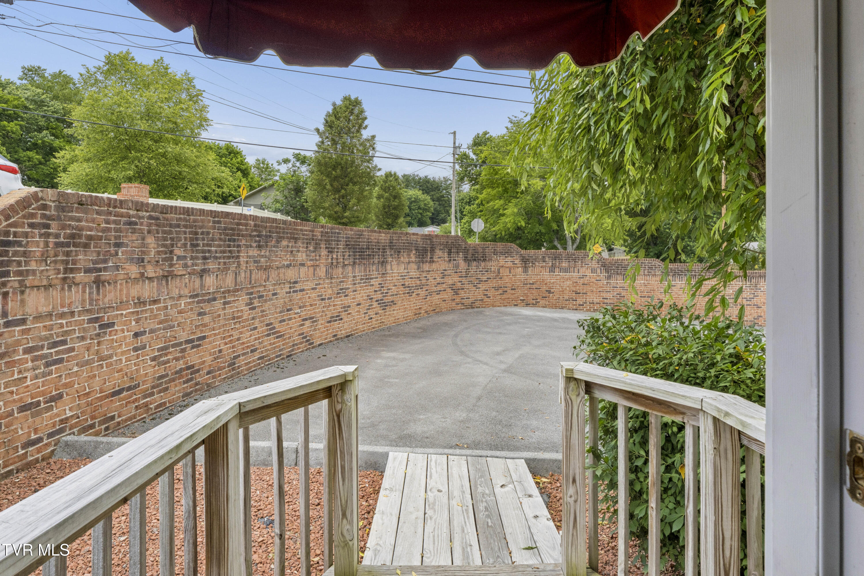204 Gray Station Road, Unit 204 Johnson City, TN 37615 - Photo 4 of 34 GrayStation-30