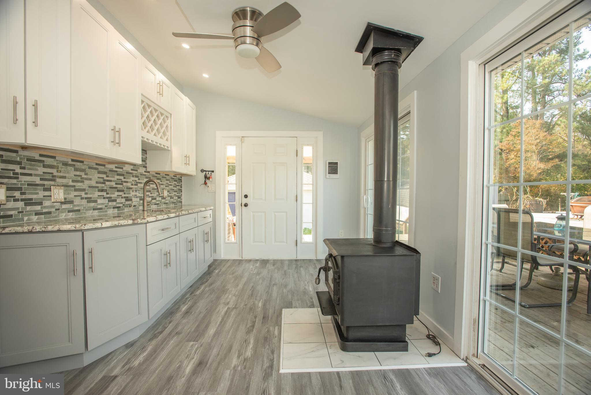 175 Elk Forest Road Elkton, MD 21921 - Photo 15 of 36 Bar Room/Serving Station, opens up to pool deck.