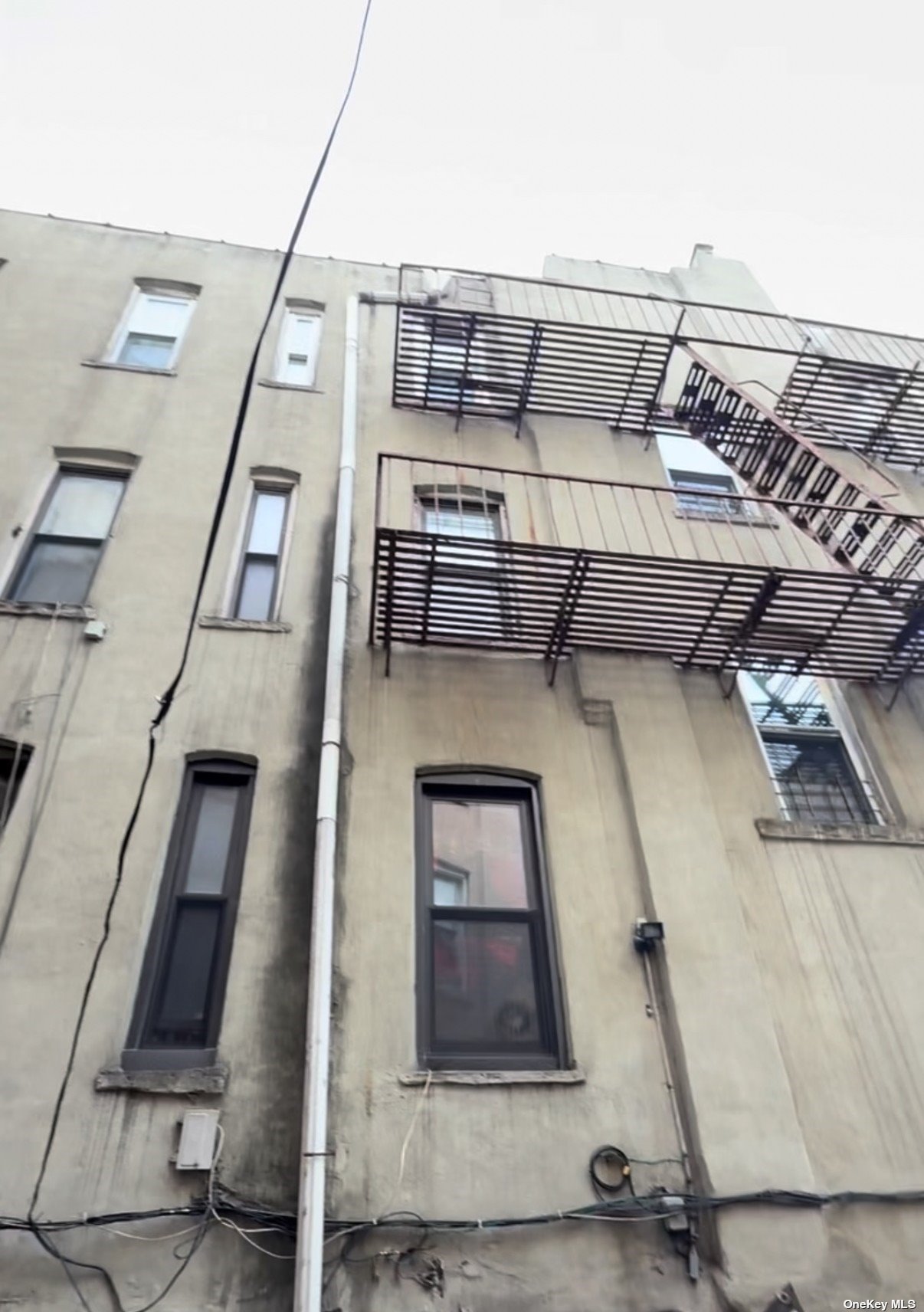 695 Meeker Avenue, Unit 6 Brooklyn, NY 11222 - Photo 12 of 17 a view of roof deck