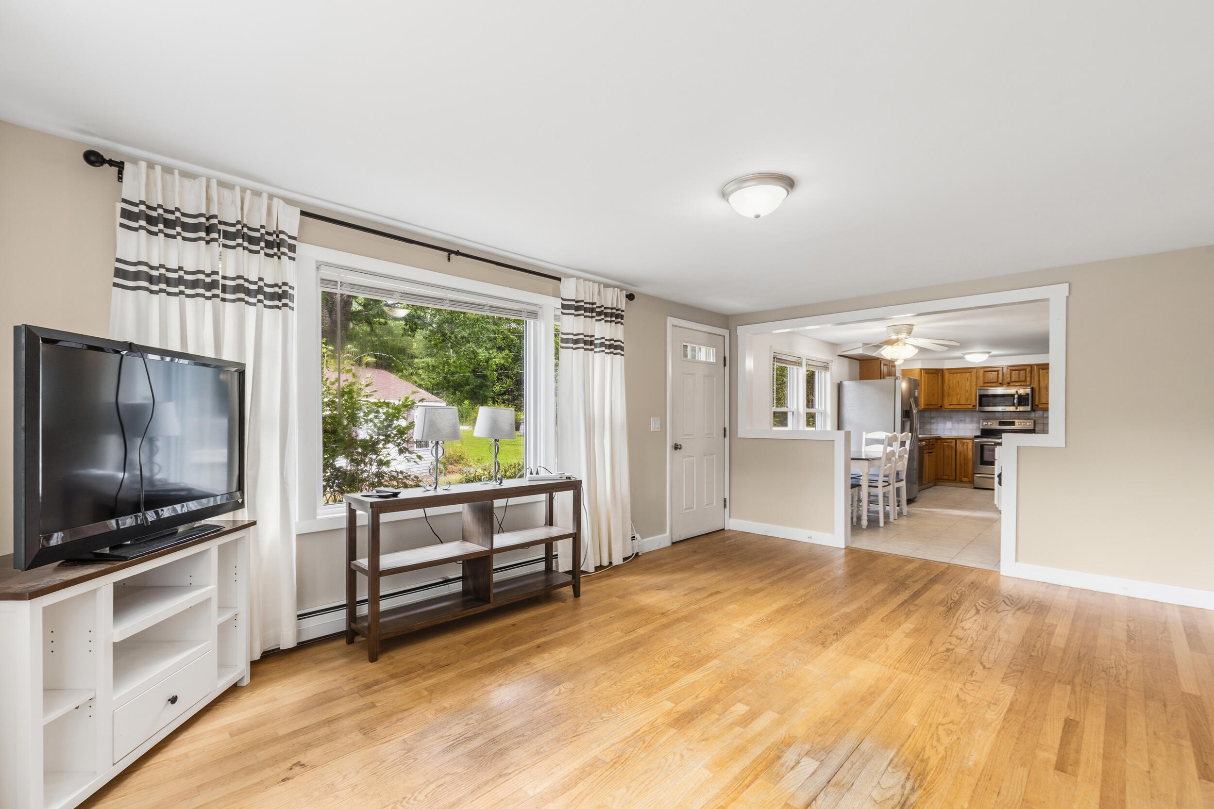 7 Sunrise Street Standish, ME 04084 - Photo 7 of 40 7 sunrise st, standish, me 04084, usa-15