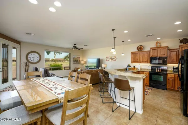 $475,000 | 2662 South Springwood Boulevard, Unit 341, Mesa, AZ 85209