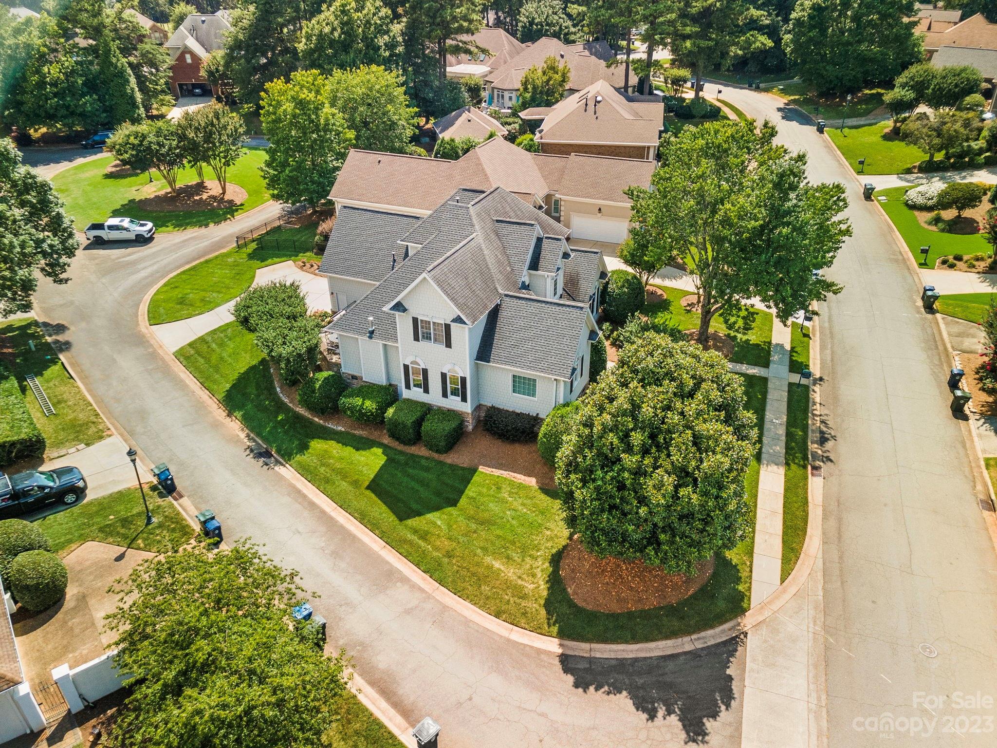 17318 Players Ridge Drive Cornelius, NC 28031 - Photo 42 of 48 an aerial view of a house