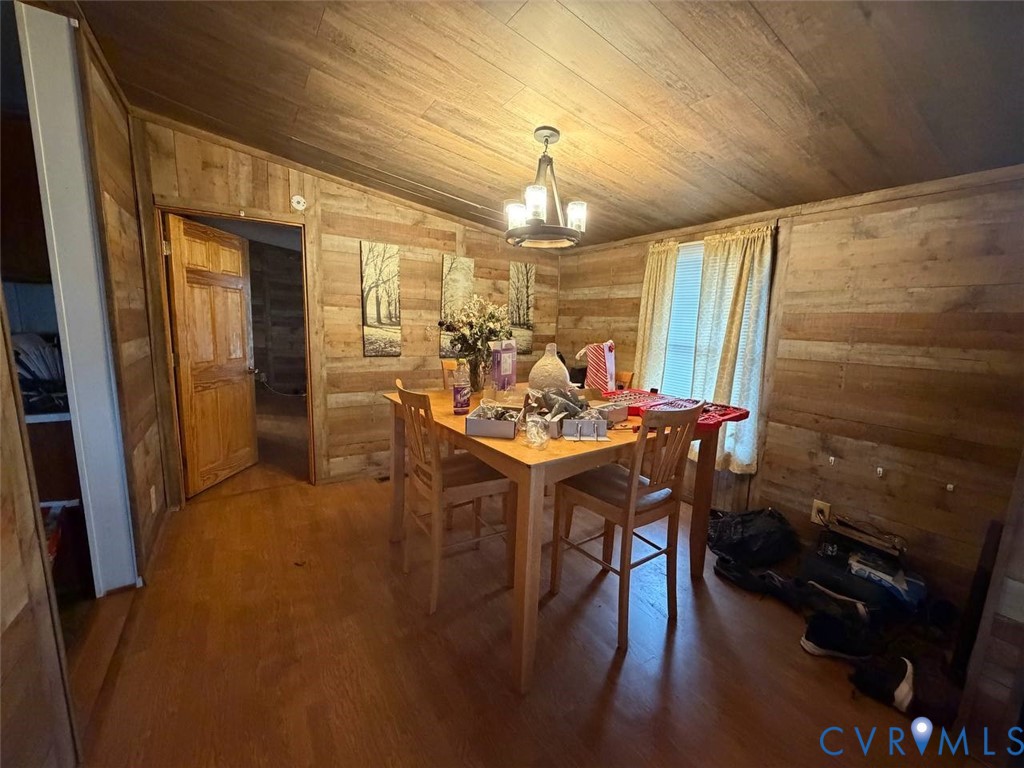 509 Grouse Ridge Road Max Meadows, VA 24360 - Photo 6 of 34