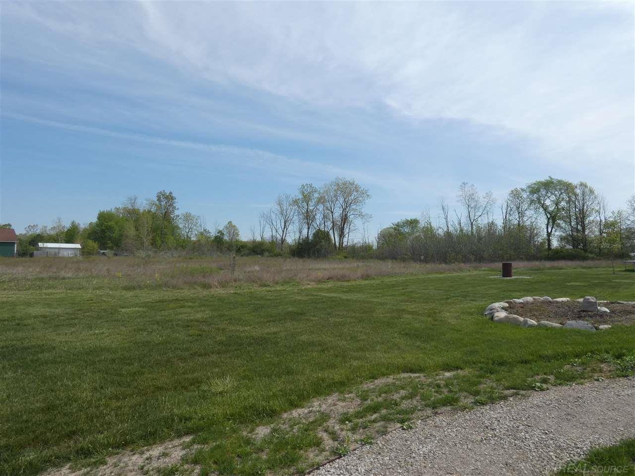 9964 Springborn Road Casco, MI 48064 - Photo 42 of 46 50041992-47.JPG