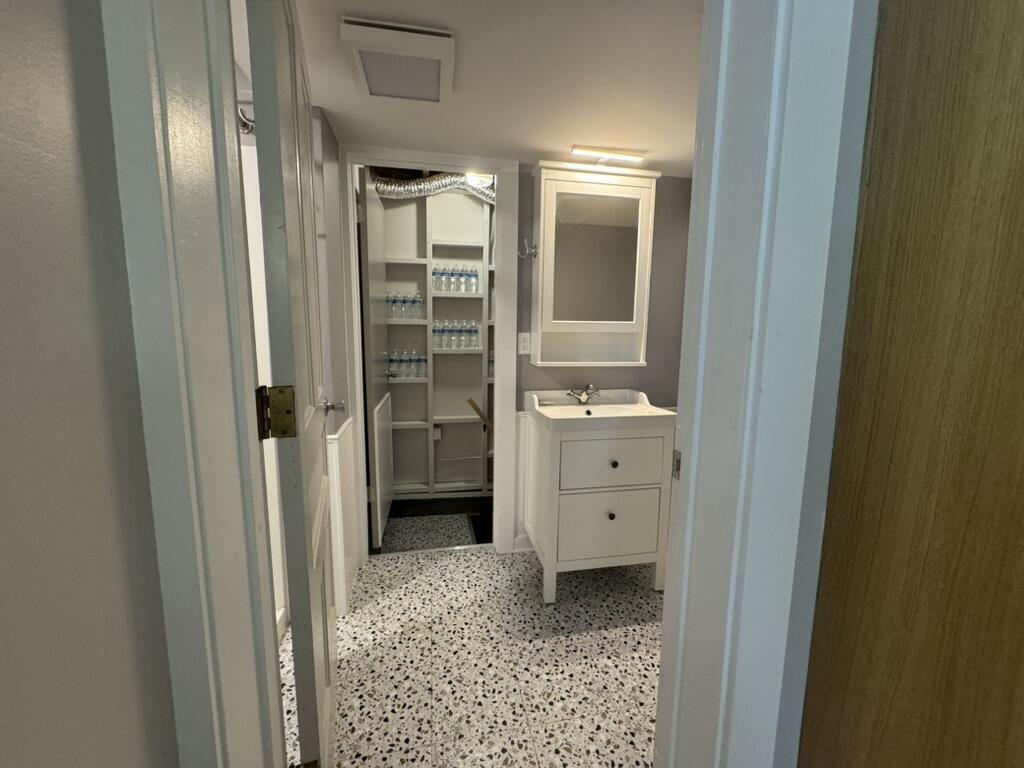 1308 Traver Road Ann Arbor, MI 48105 - Photo 27 of 55