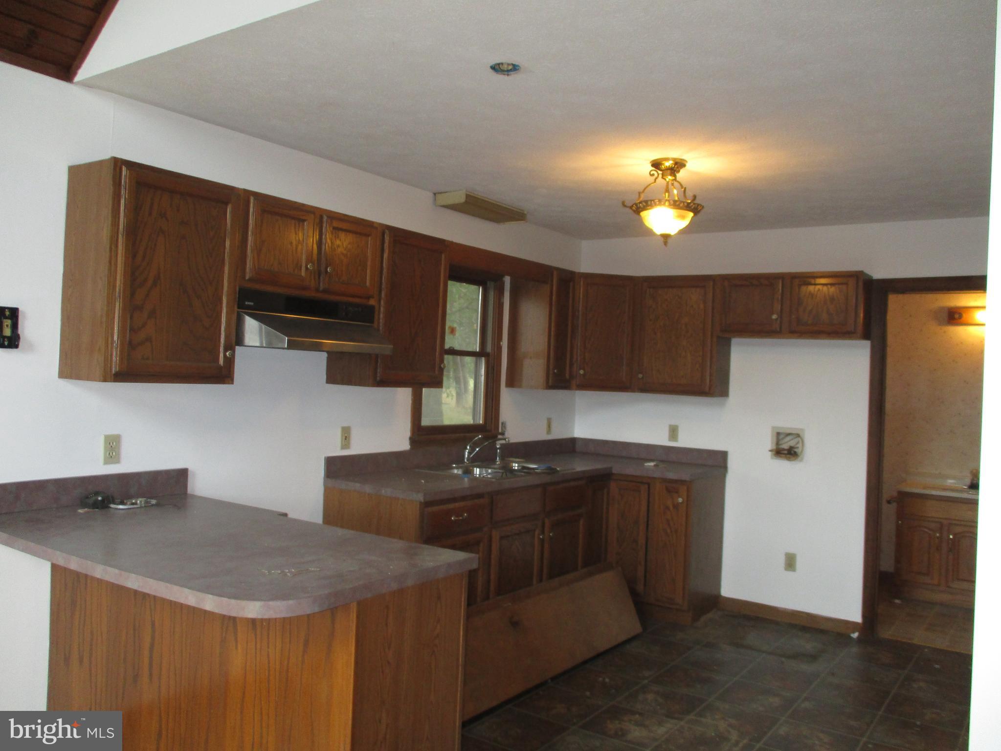 858 New Hope Road Berkeley Springs, WV 25411 - Photo 13 of 22 Gallery Image 13