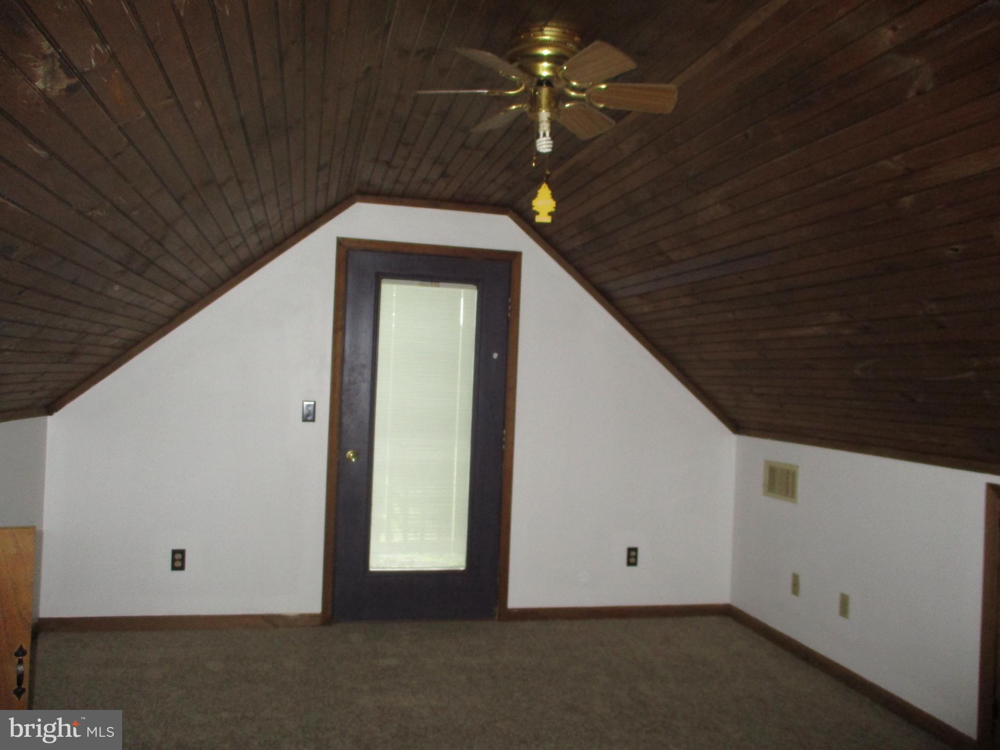 858 New Hope Road Berkeley Springs, WV 25411 - Photo 20 of 22 Gallery Image 20