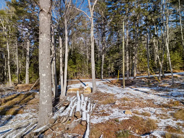 $169,000 | 1 Fiske Lane, Pemaquid, ME 04558
