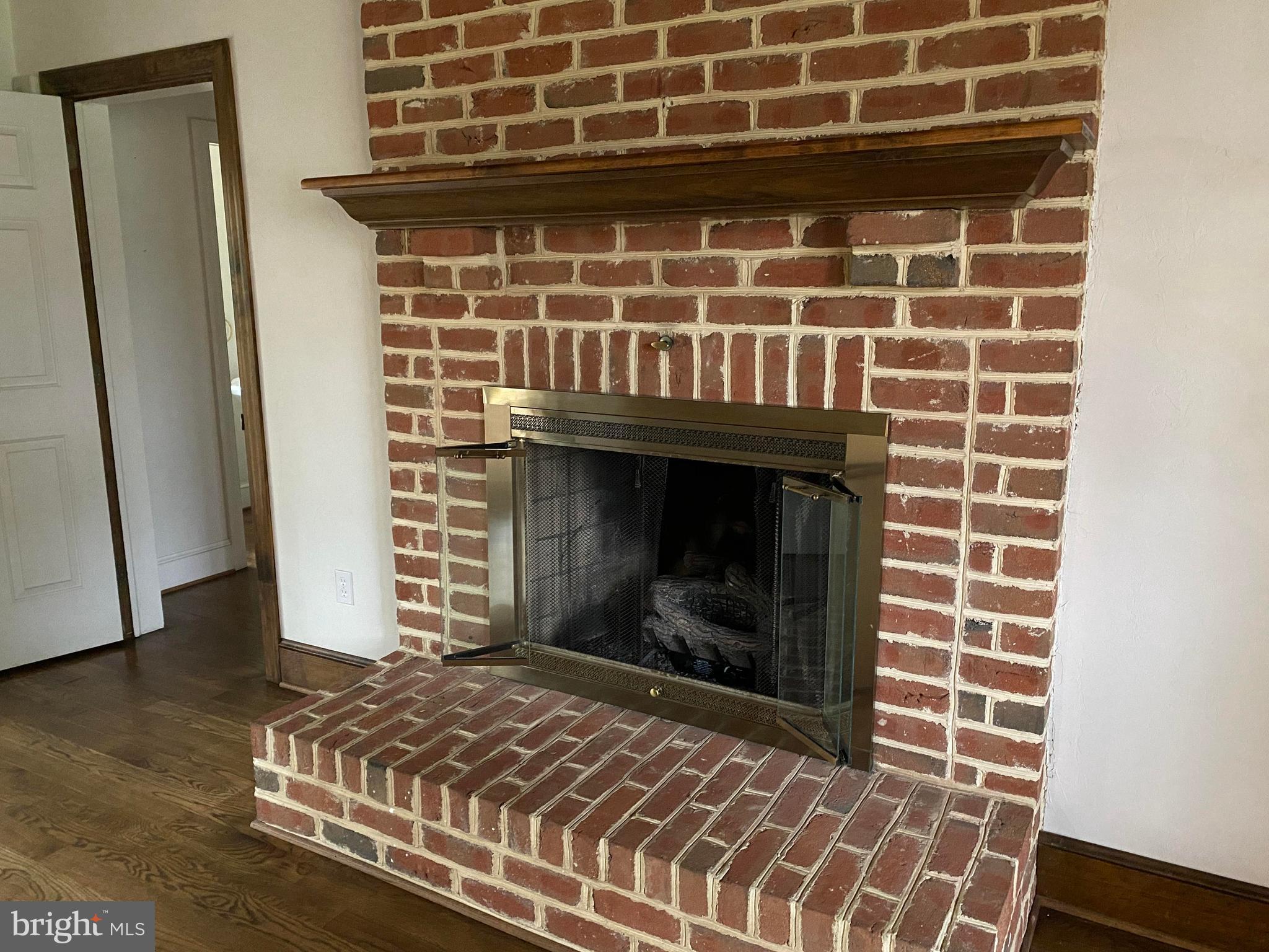 3609 Cimmeron Road York, PA 17402 - Photo 14 of 34 Fireplace #2 - family room off kitchen area
